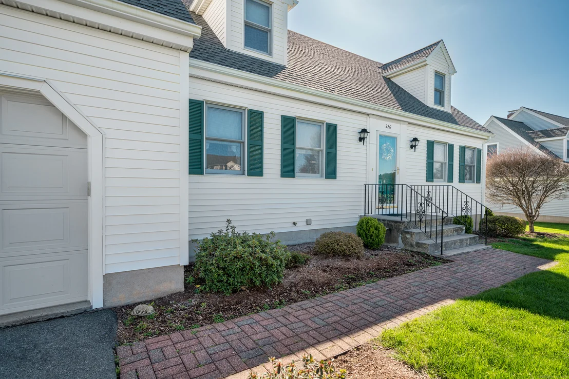 Photo of 226 Windmill Hill
