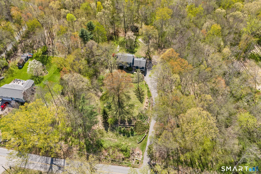 Photo of 1169 Flanders Road