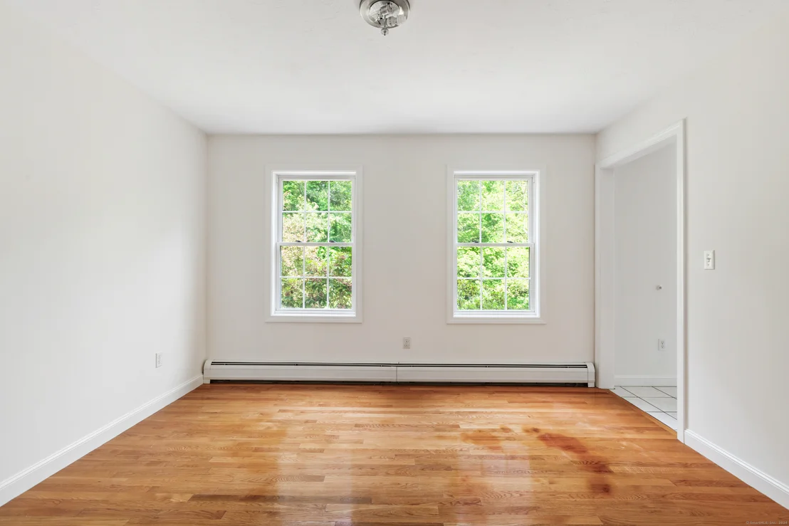 Photo of 341 Quaddick Road