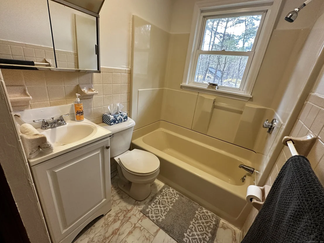 Photo of 7 Arrowhead Drive