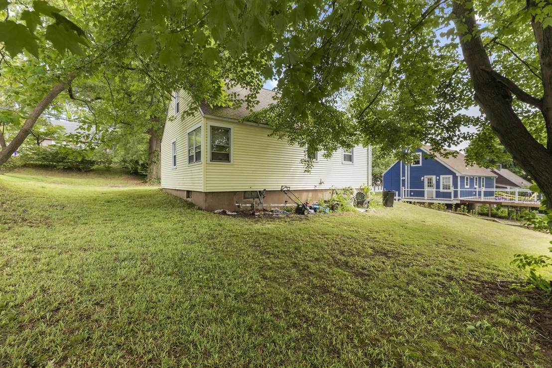 Photo of 400 Long Hill Road