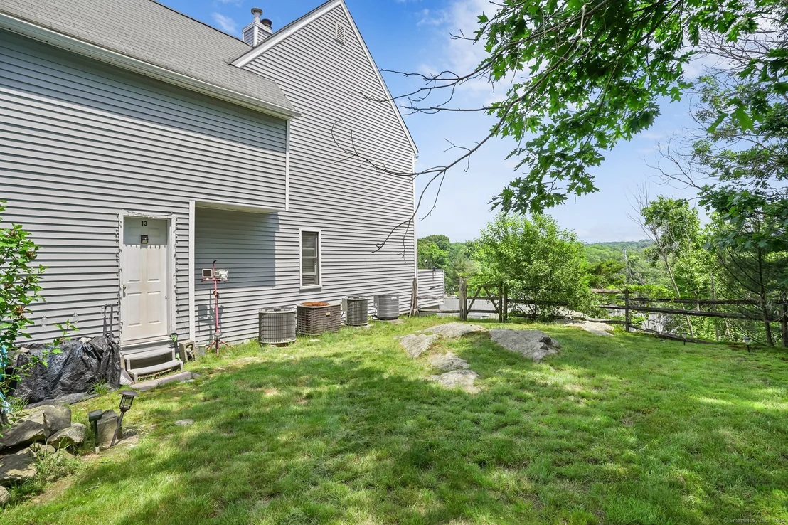 Photo of 13 Wilton Crest
