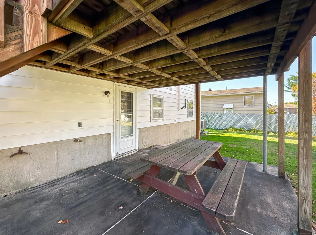 Photo of 379 Scott Road