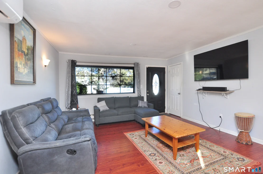 Photo of 8 Cornfield Road