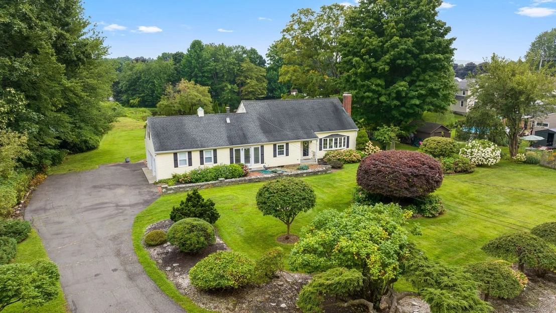 Photo of 297 Pinehurst Road