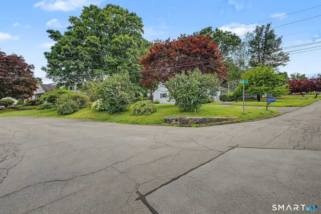 Photo of 4 Ezra Road