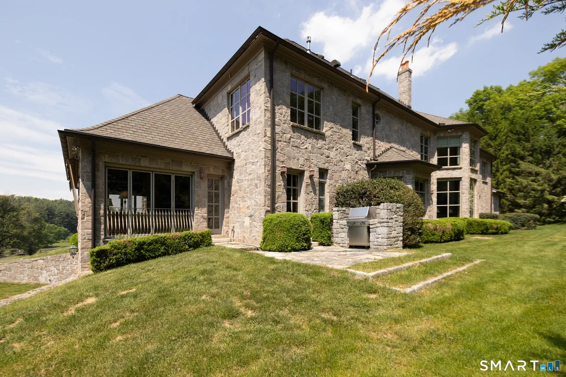 Photo of 7 Equestrian Ridge Road