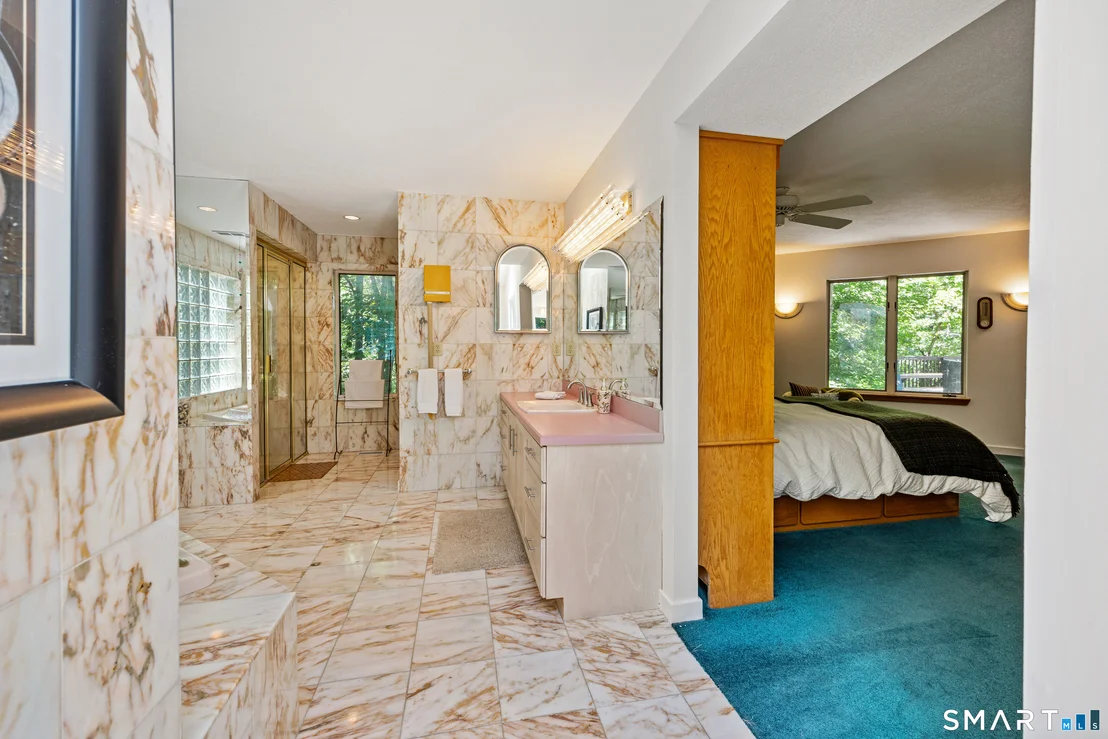 Photo of 25 Surrey Drive