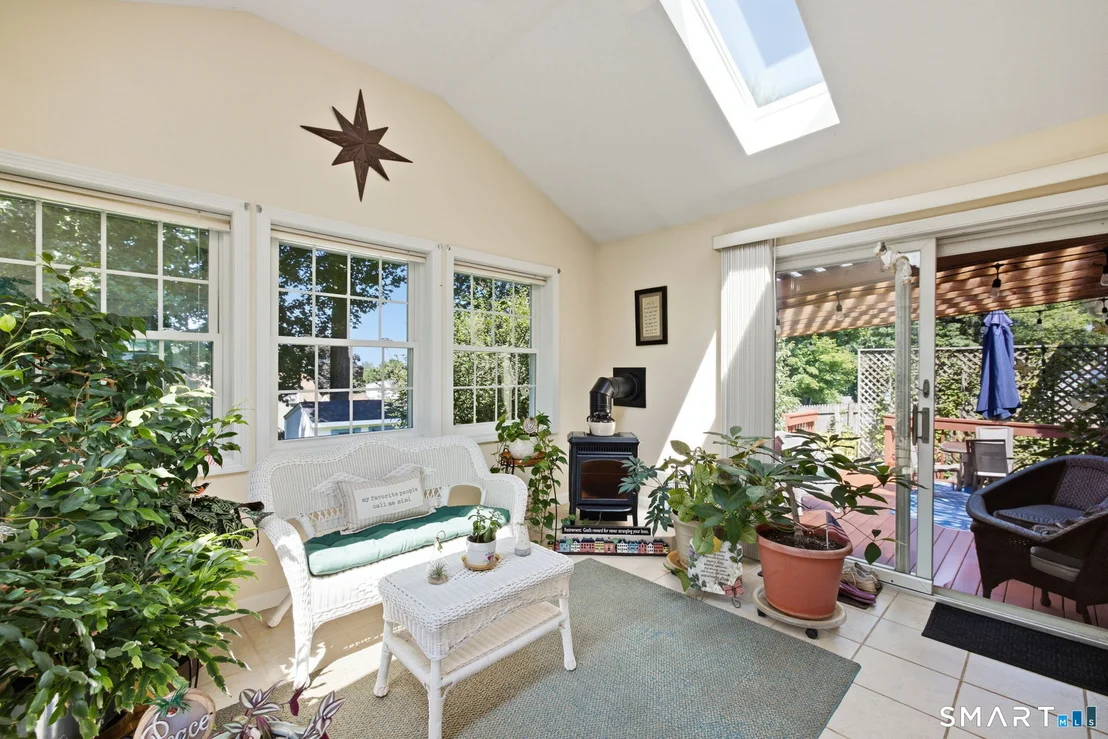 Photo of 47 Willard Road