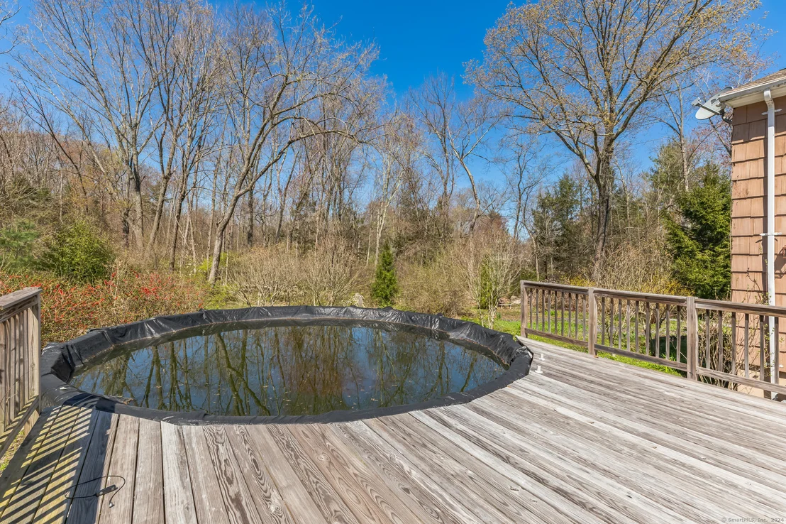 Photo of 385 Hillfield Road