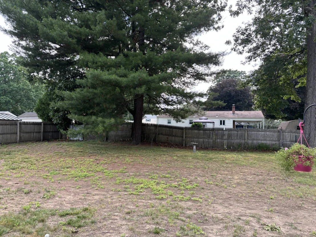 Photo of 30 Quaker Lane
