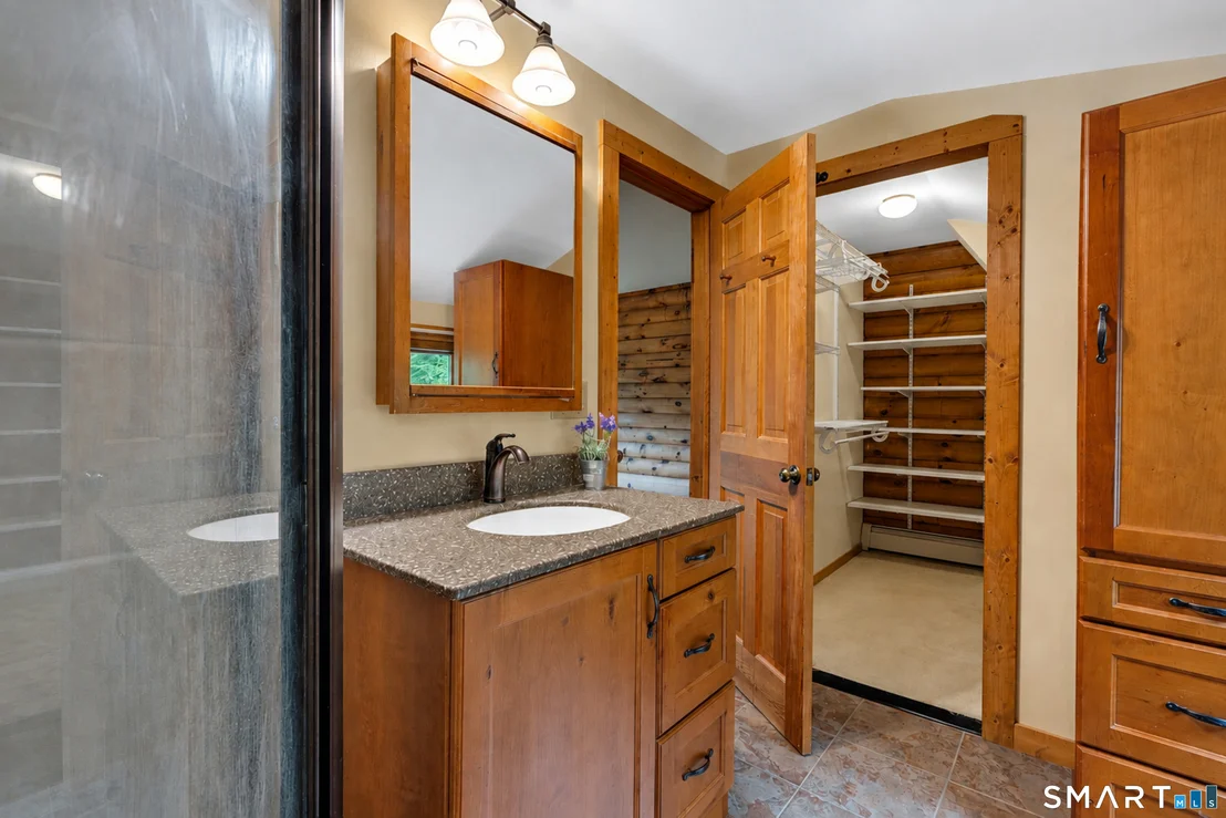 Photo of 200 Bulkeley Hill Road