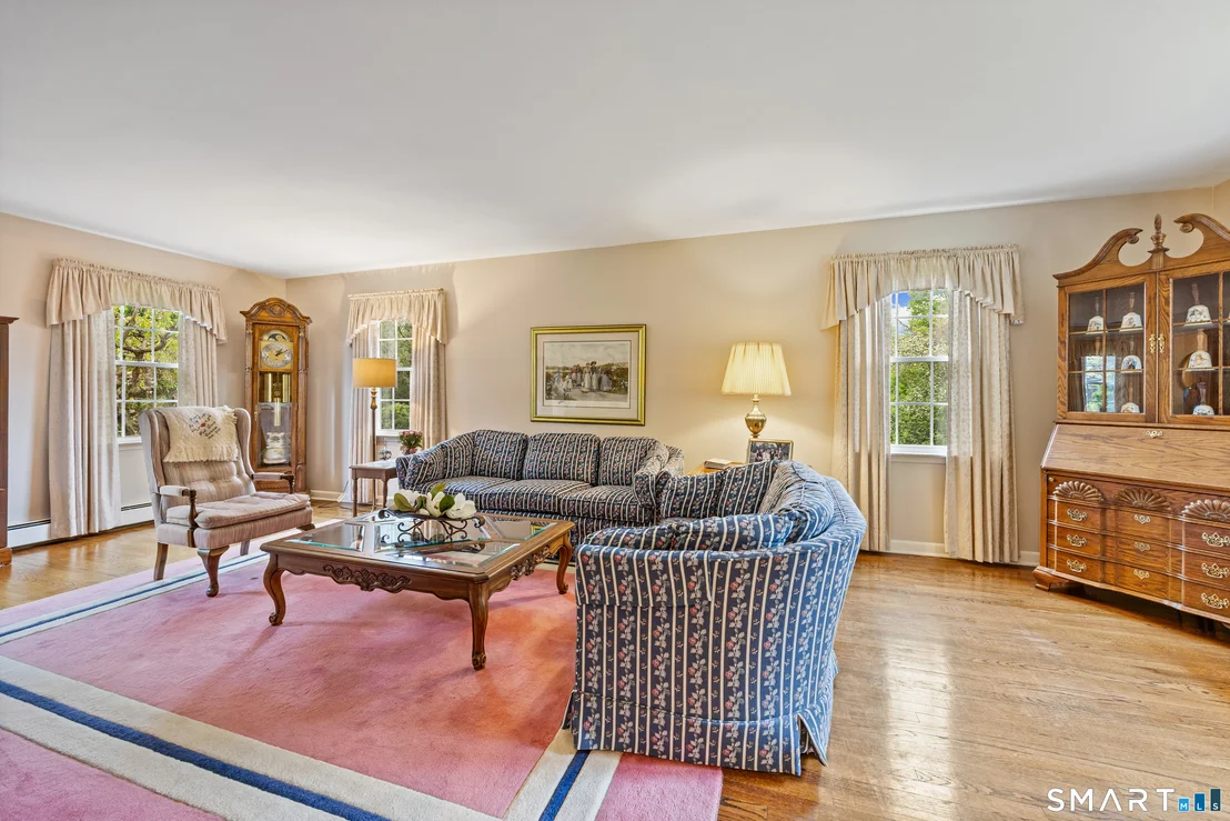 Photo of 230 Wallingford Road