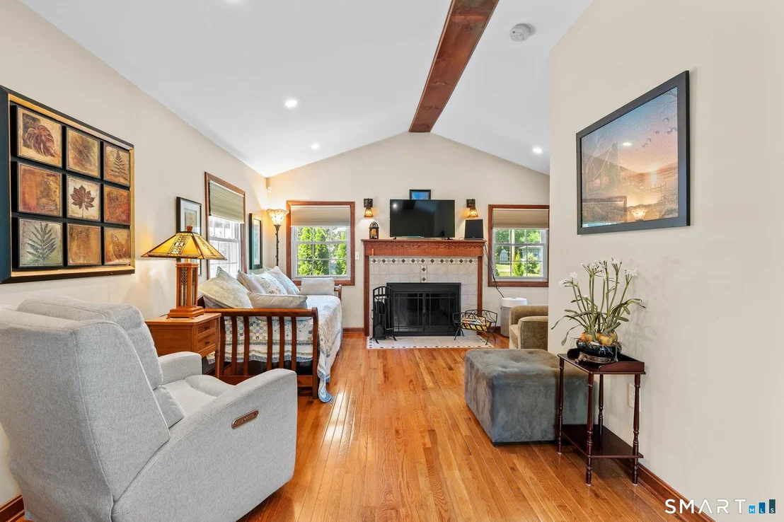 Photo of 16 Grieb Trail