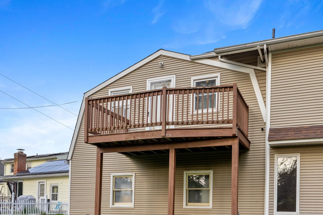 Photo of 67 Shuttlemeadow Road