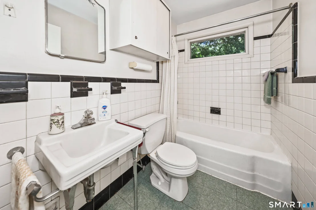 Photo of 339 Spring Hill Road