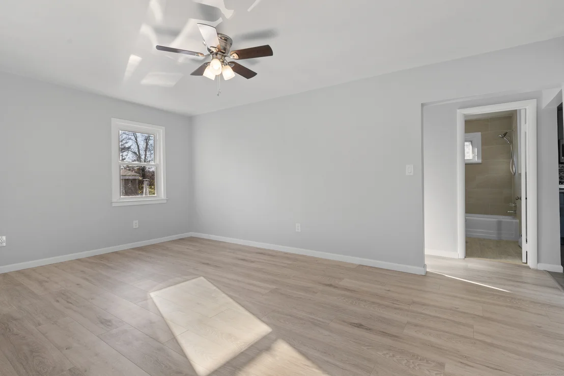Photo of 526 Candee Road