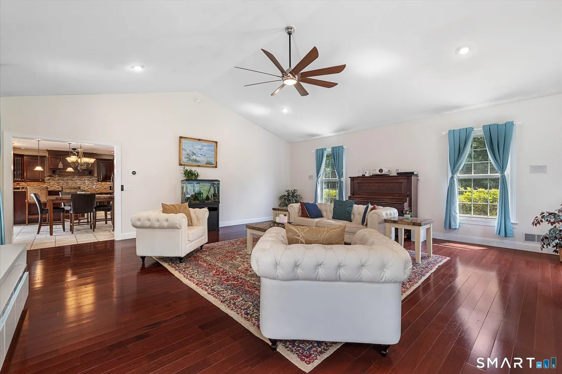 Photo of 56 River Road