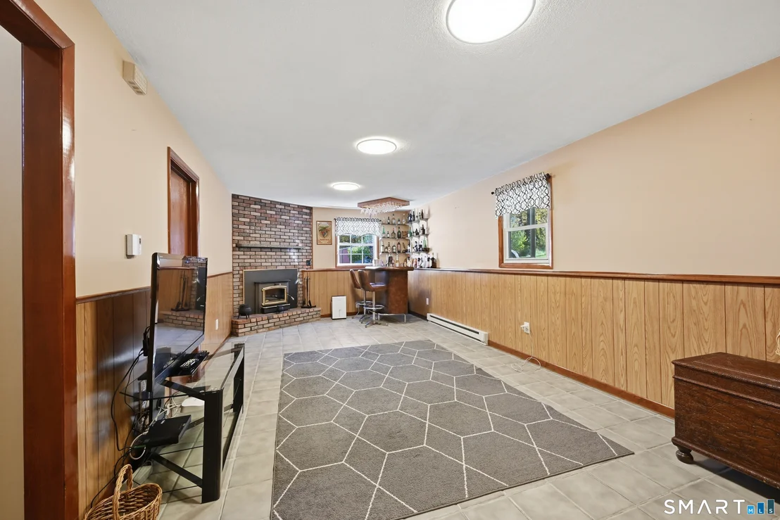 Photo of 2 Ken Oaks Drive