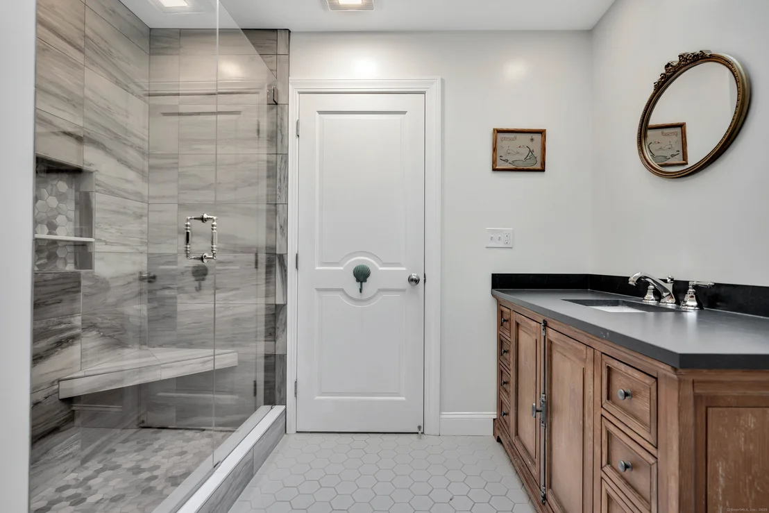 Photo of 349 Star Drive