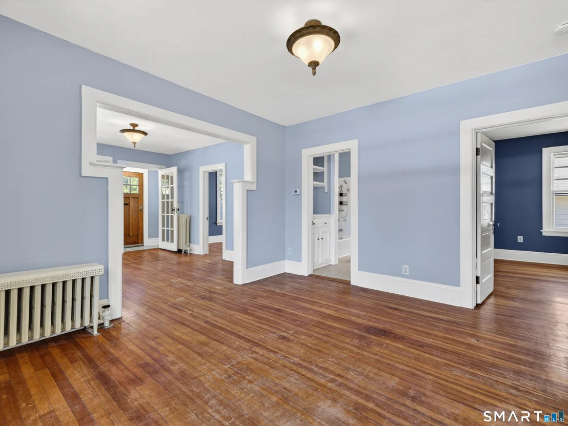 Photo of 43 Hedge Avenue