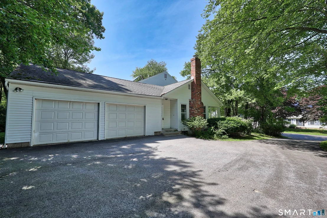 Photo of 172 Wedgewood Drive