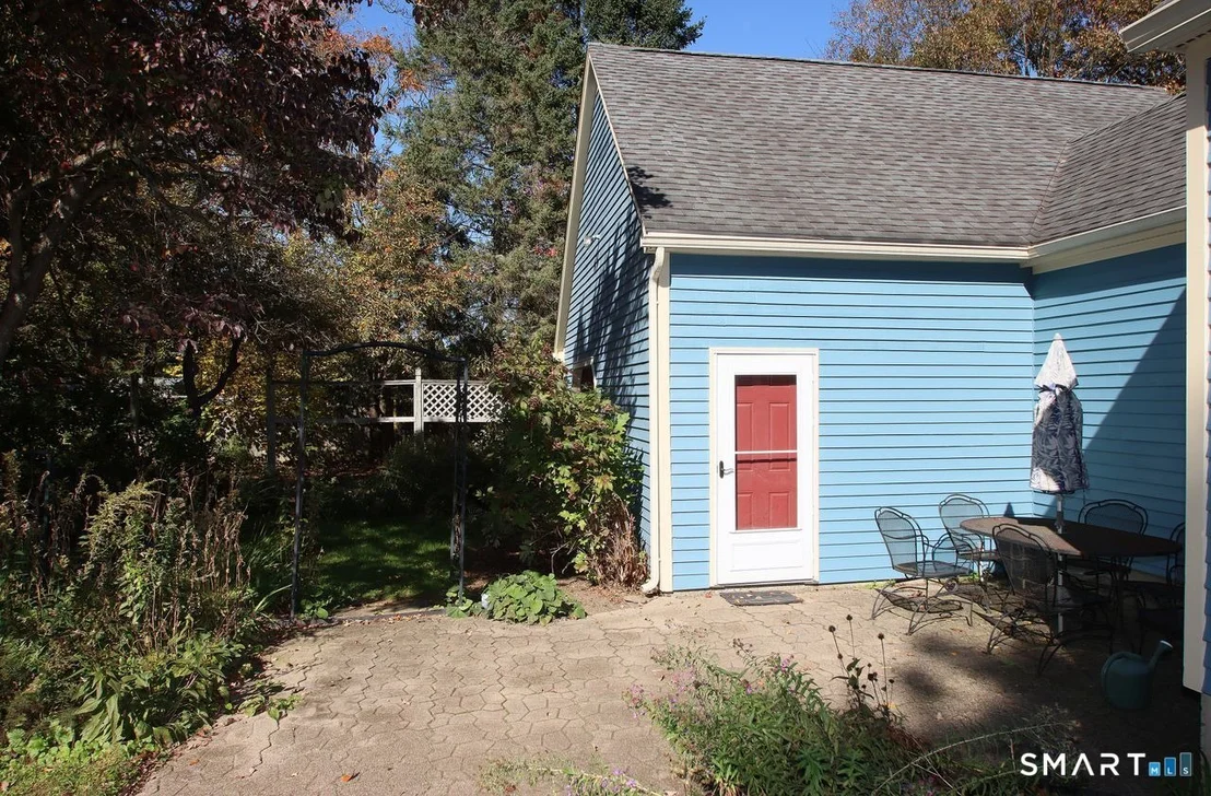 Photo of 662 Forest Road