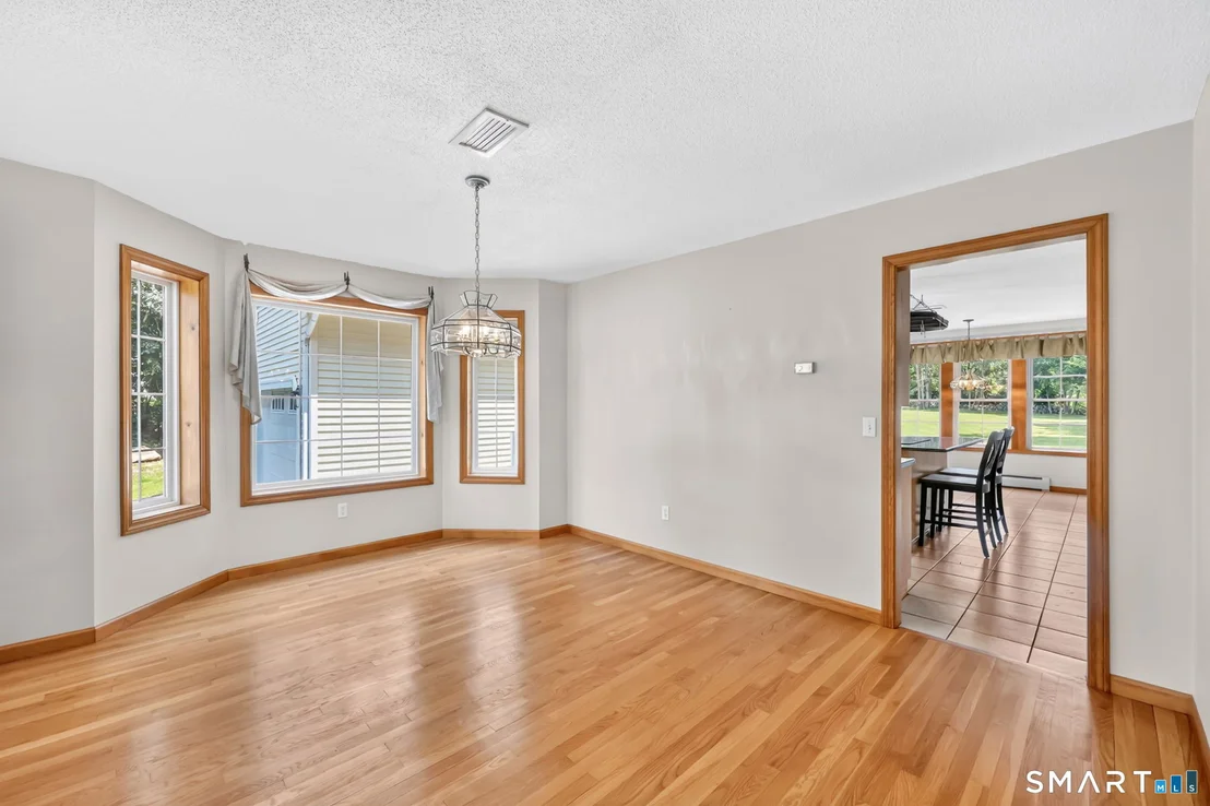 Photo of 32 Laurel Drive