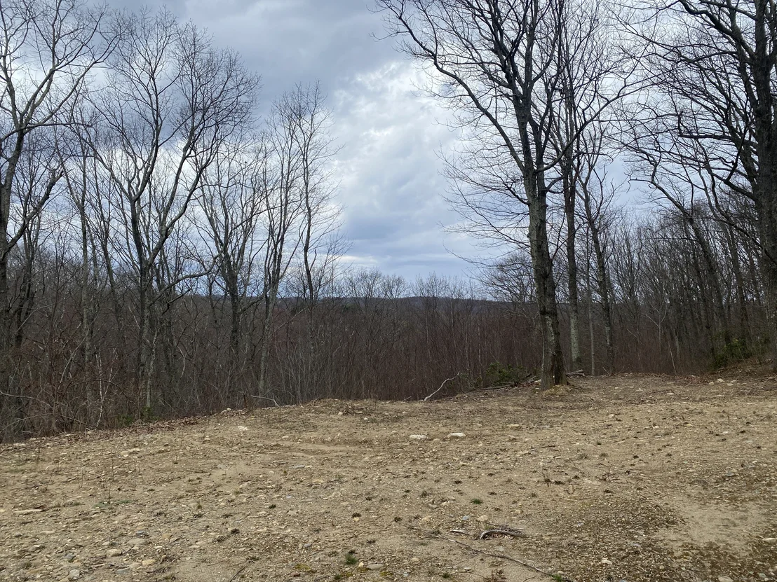 Photo of 52 Chestnut Hill Road
