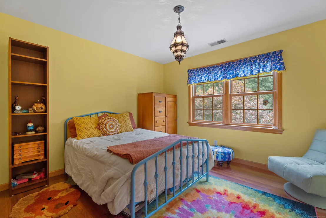 Photo of 5 Taylor Lane