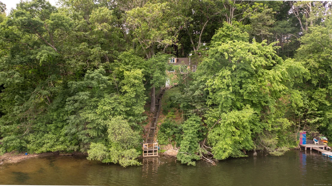 Photo of 65 Bankside Trail
