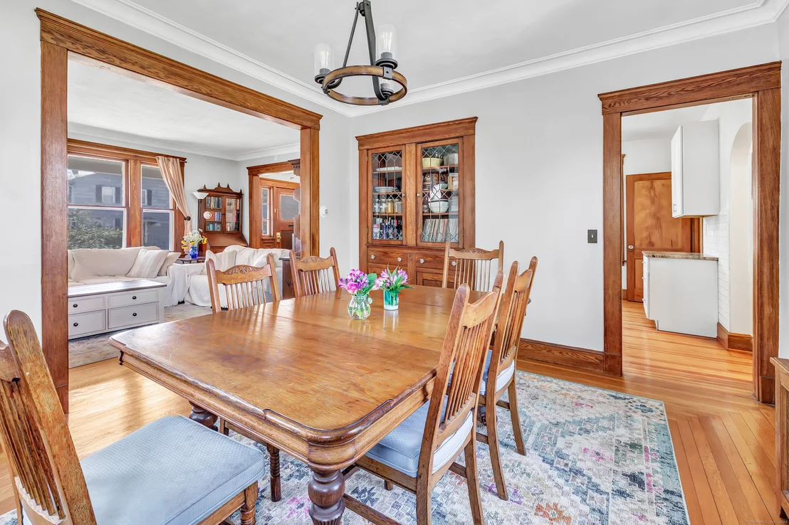 Photo of 81 Putnam Avenue