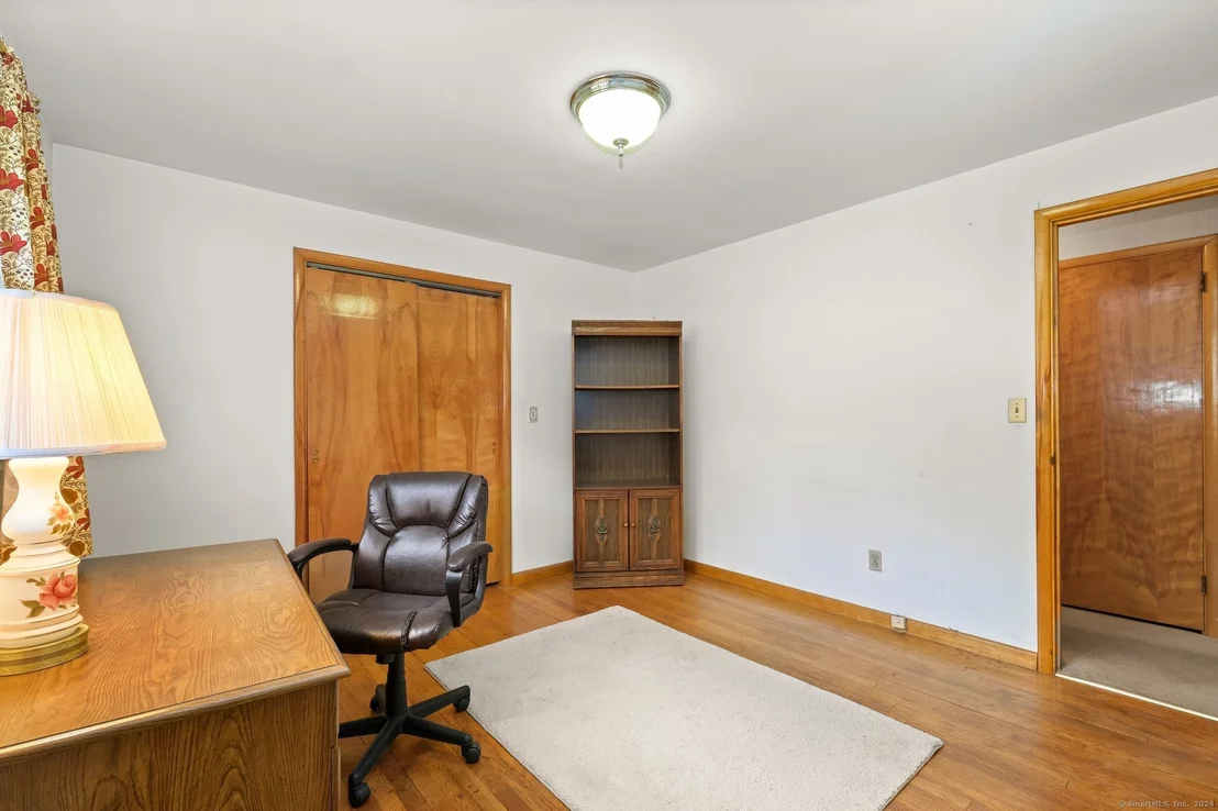 Photo of 90 Lu Manor Drive