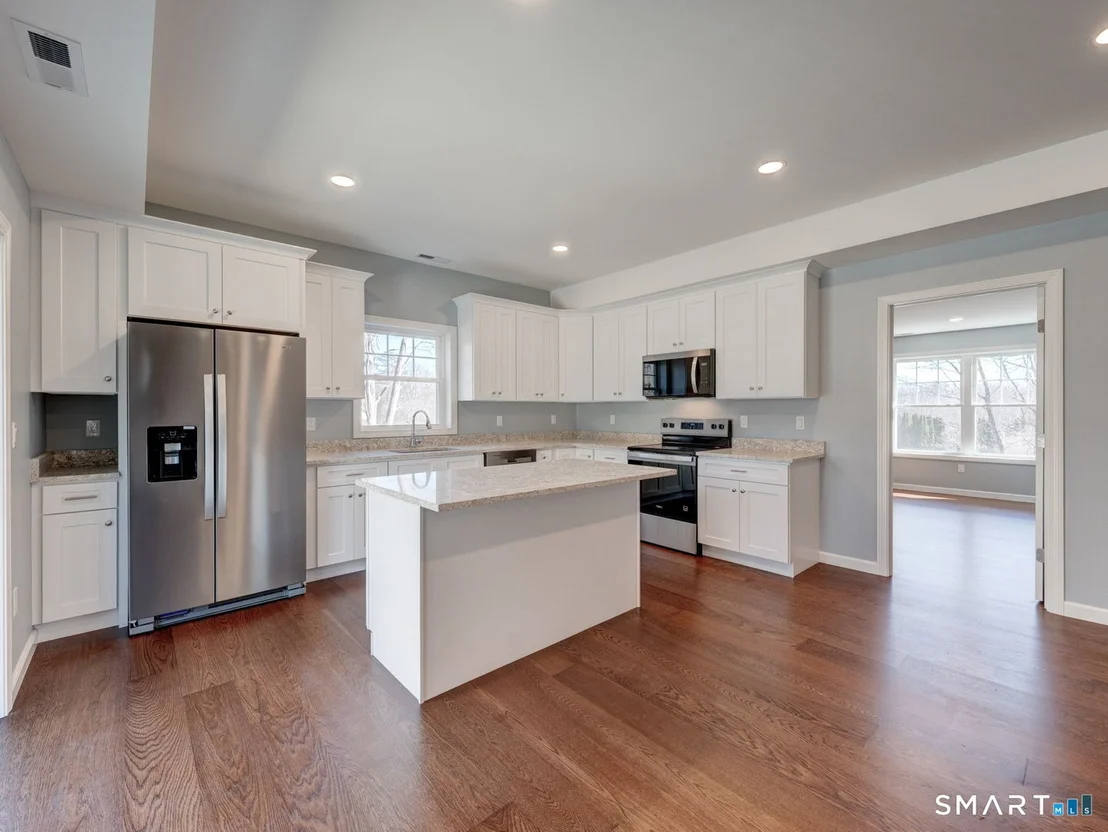 Photo of 121 Highland View Drive