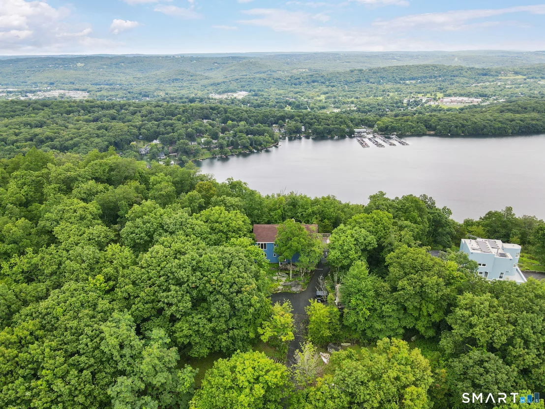 Photo of 33 Skyline Drive