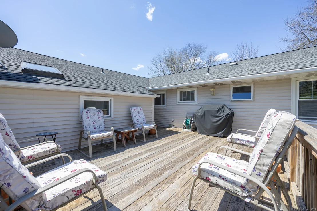 Photo of 466 Juniper Lane