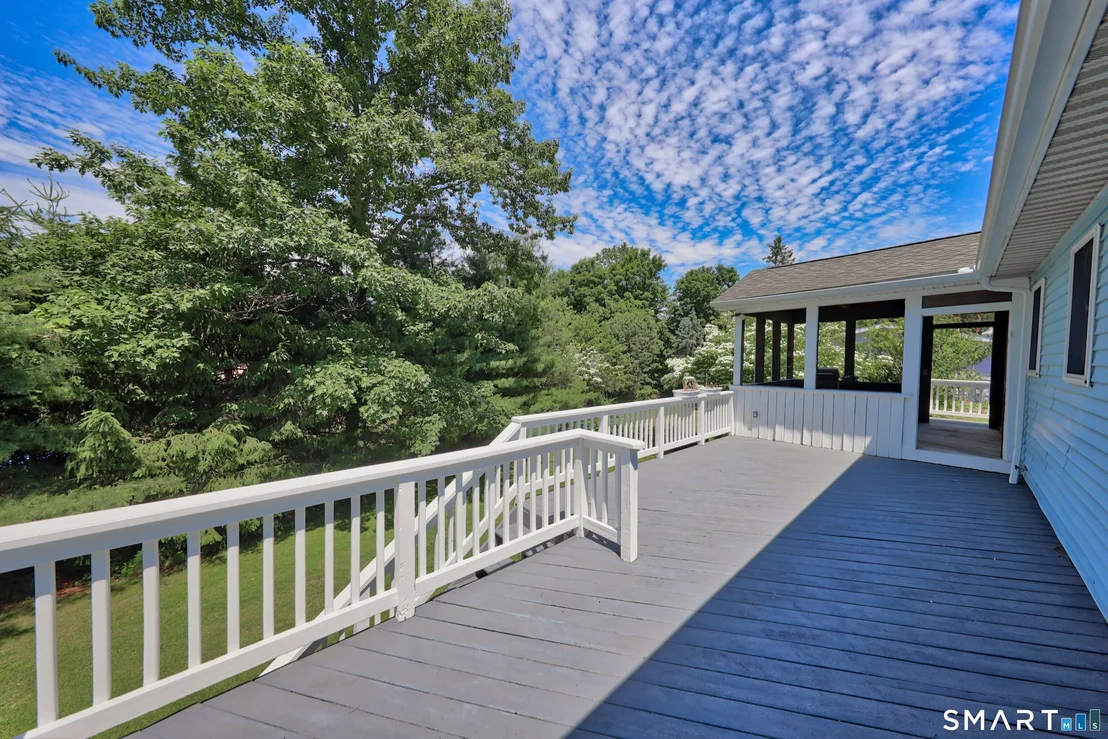 Photo of 49 Schenck Lane