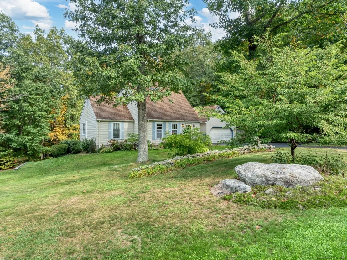 Photo of 36 Mountain Road
