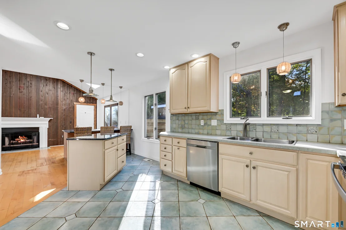 Photo of 37 Valley Drive