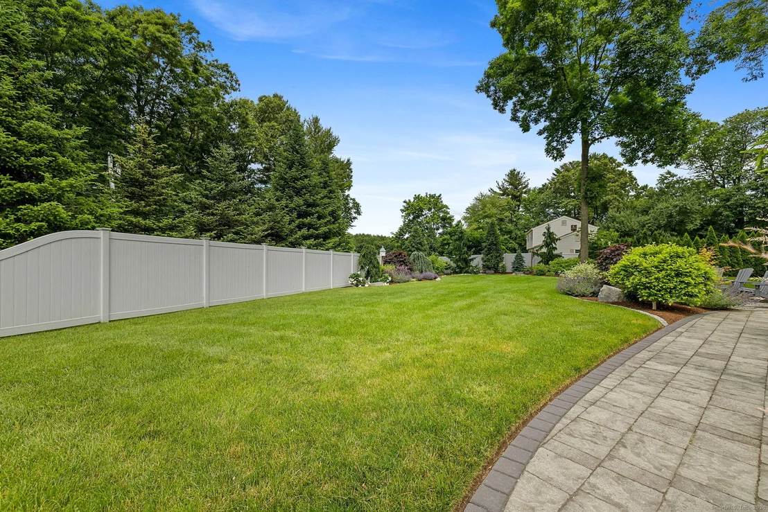 Photo of 2 Raspberry Lane