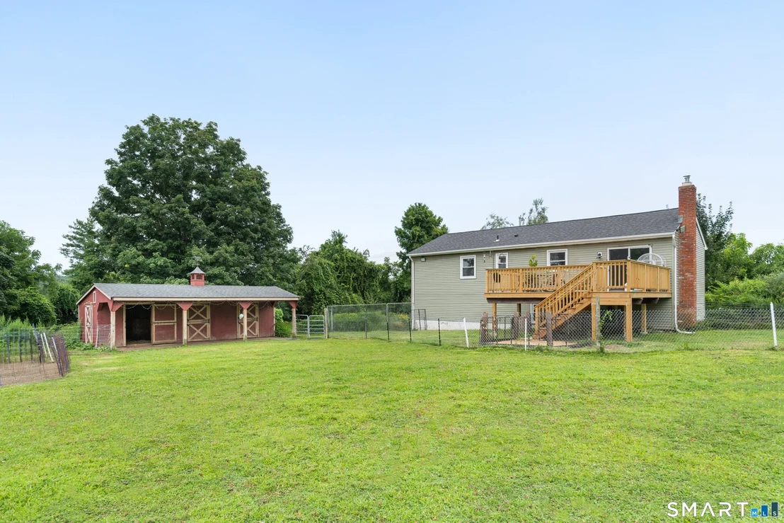Photo of 8 Meadow Drive