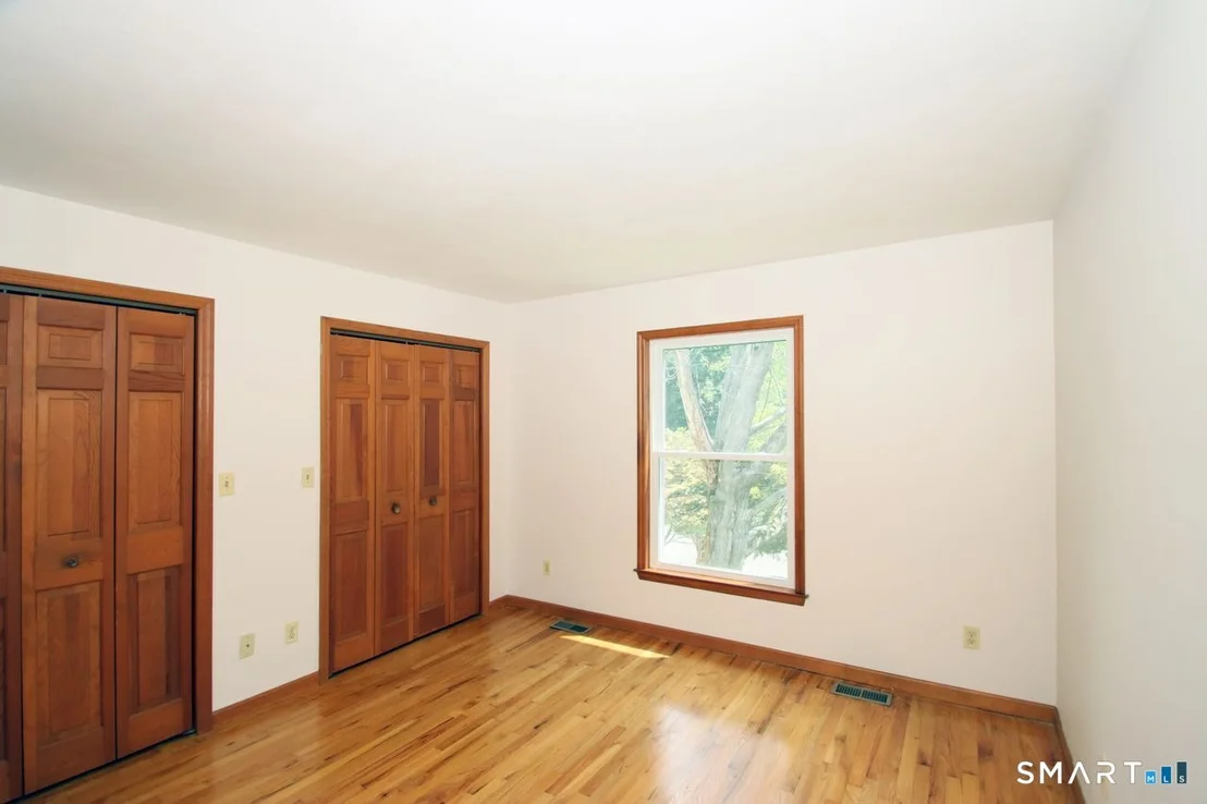 Photo of 328 Saybrook Road