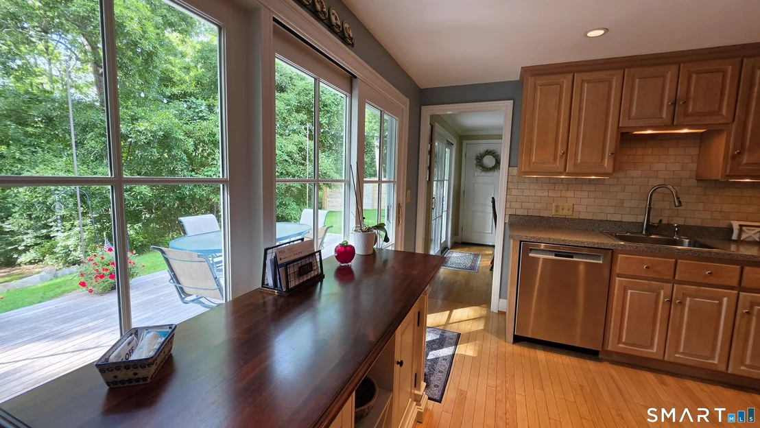 Photo of 261 Ridgewood Drive