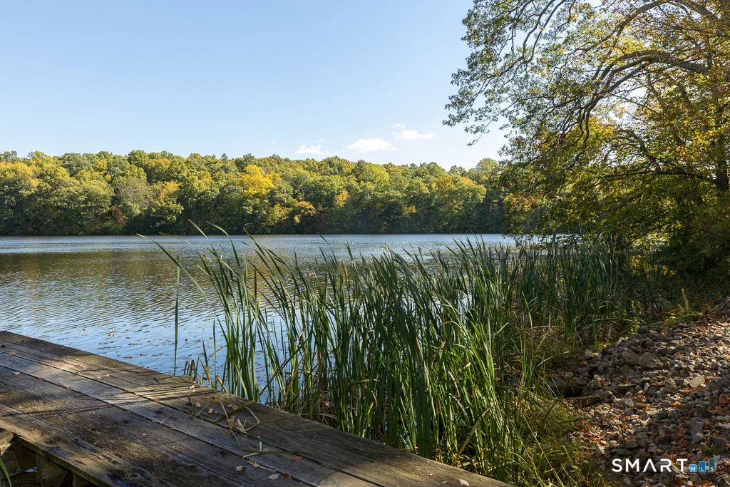 Photo of 32 Tower Hill Lake Road