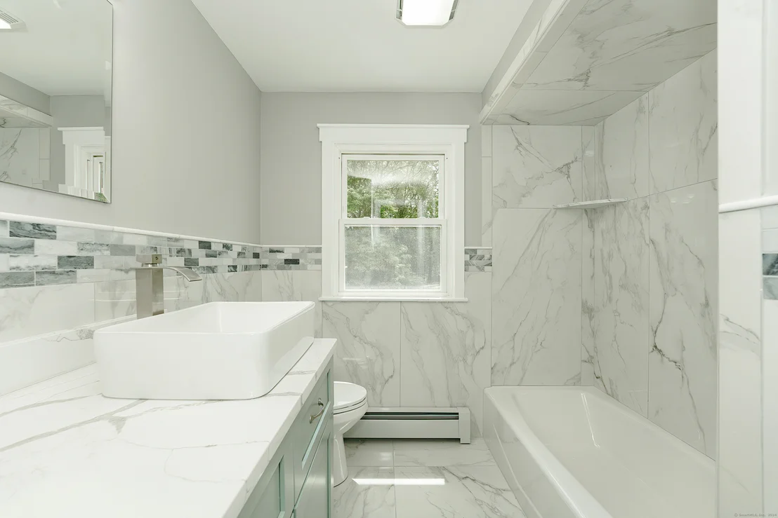 Photo of 144 Roxbury Road