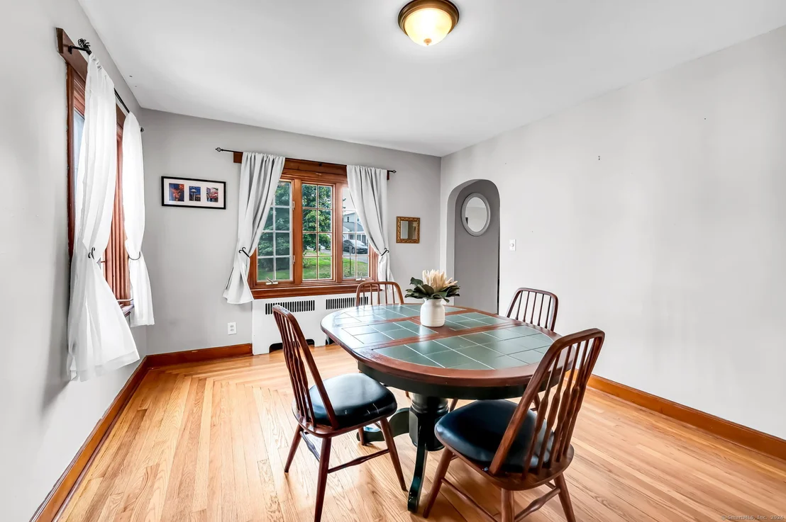 Photo of 1 Spier Avenue