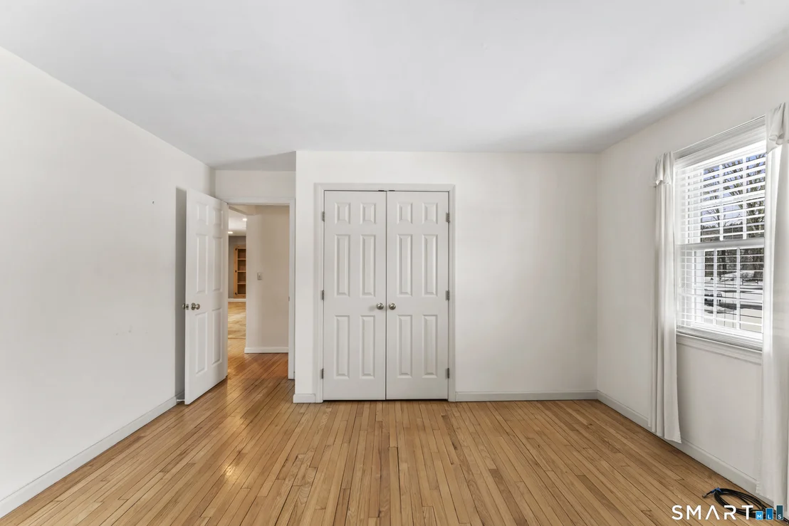 Photo of 6 Crestwood Drive