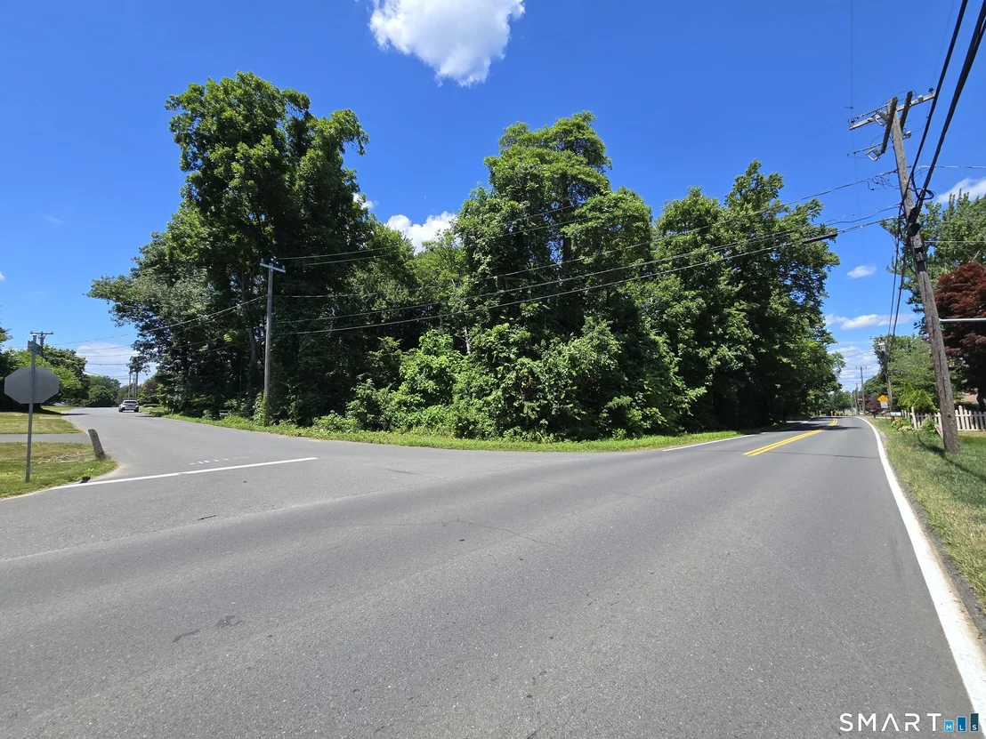 Photo of 21 Pinecrest Drive