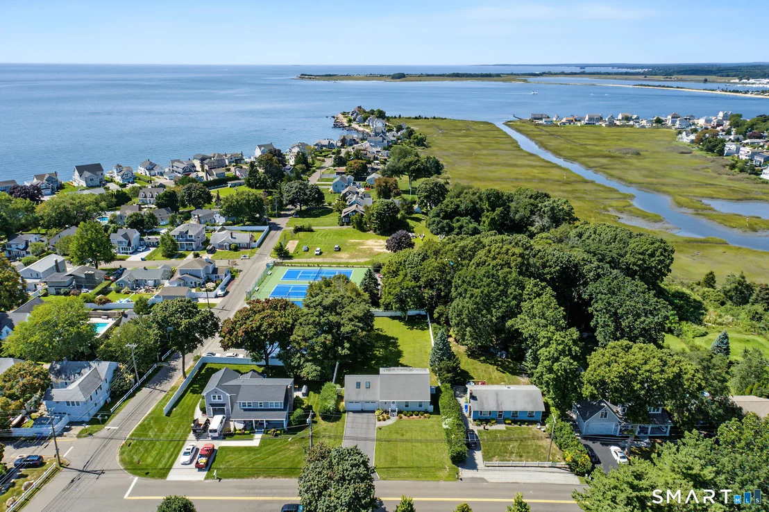 Photo of 145 Beach Park Road