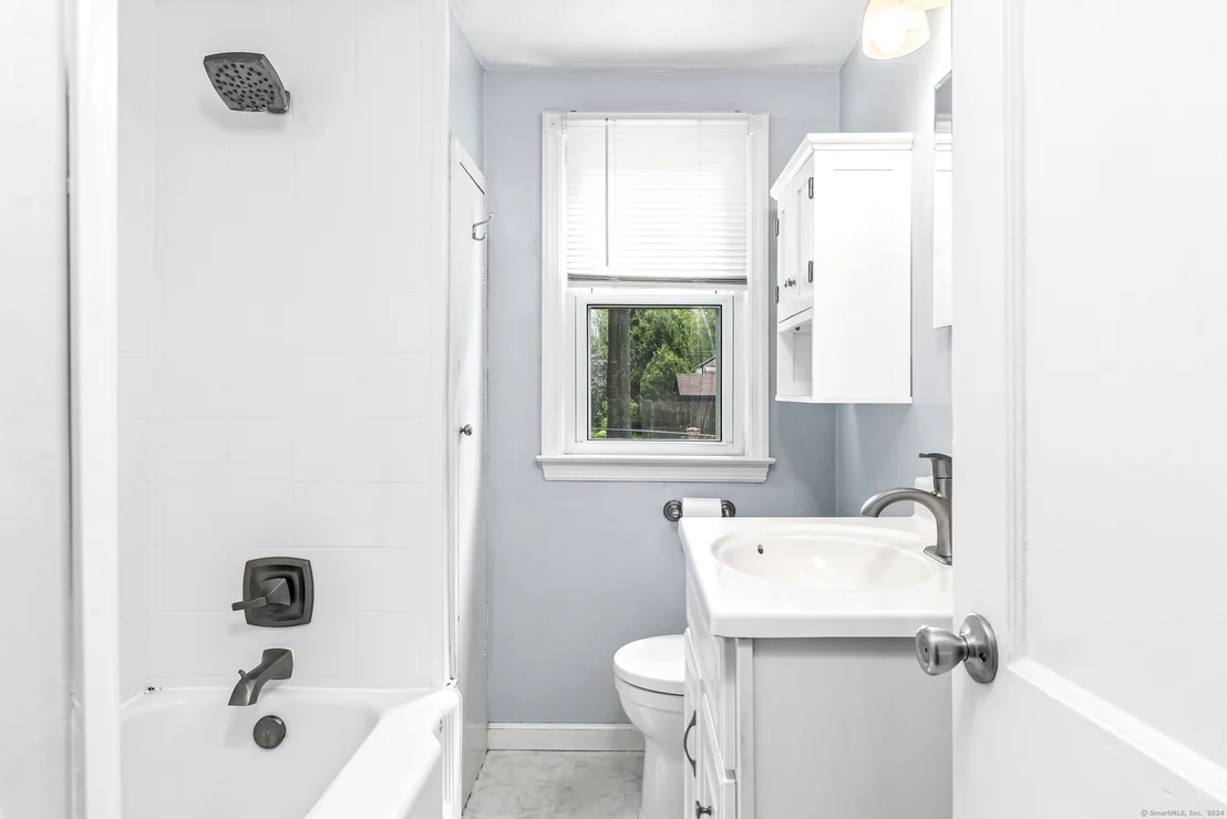 Photo of 14 Grant Avenue